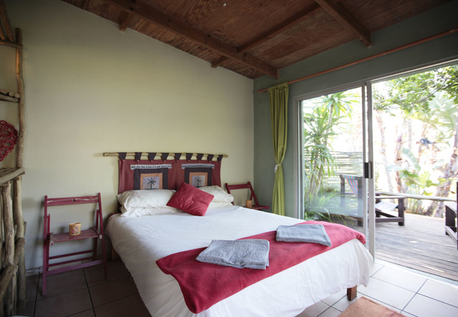 Buccaneers Beach Lodge