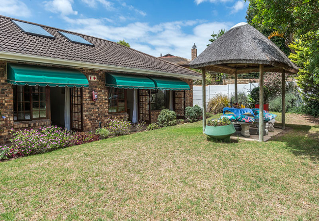 Summer Blue Guesthouse